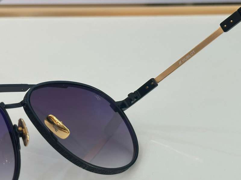 Picture of Hublot Sunglasses _SKUfw52366844fw